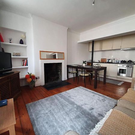 Lovely 2 Bedroom Flat In The Heart Of The City Edinburgh Dış mekan fotoğraf